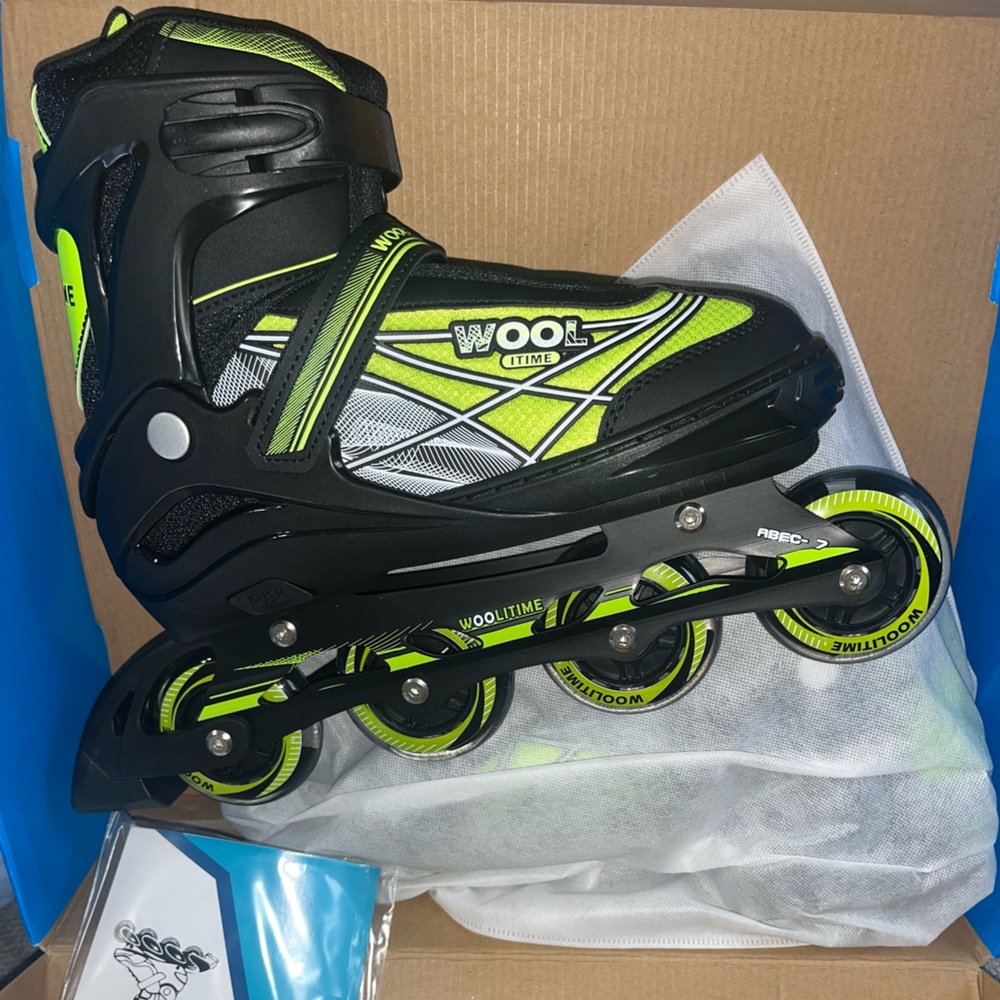 NEW IN BOX 🛼 Wooltime Sports Light-up Inline Skates. Size XL. Adjustable.